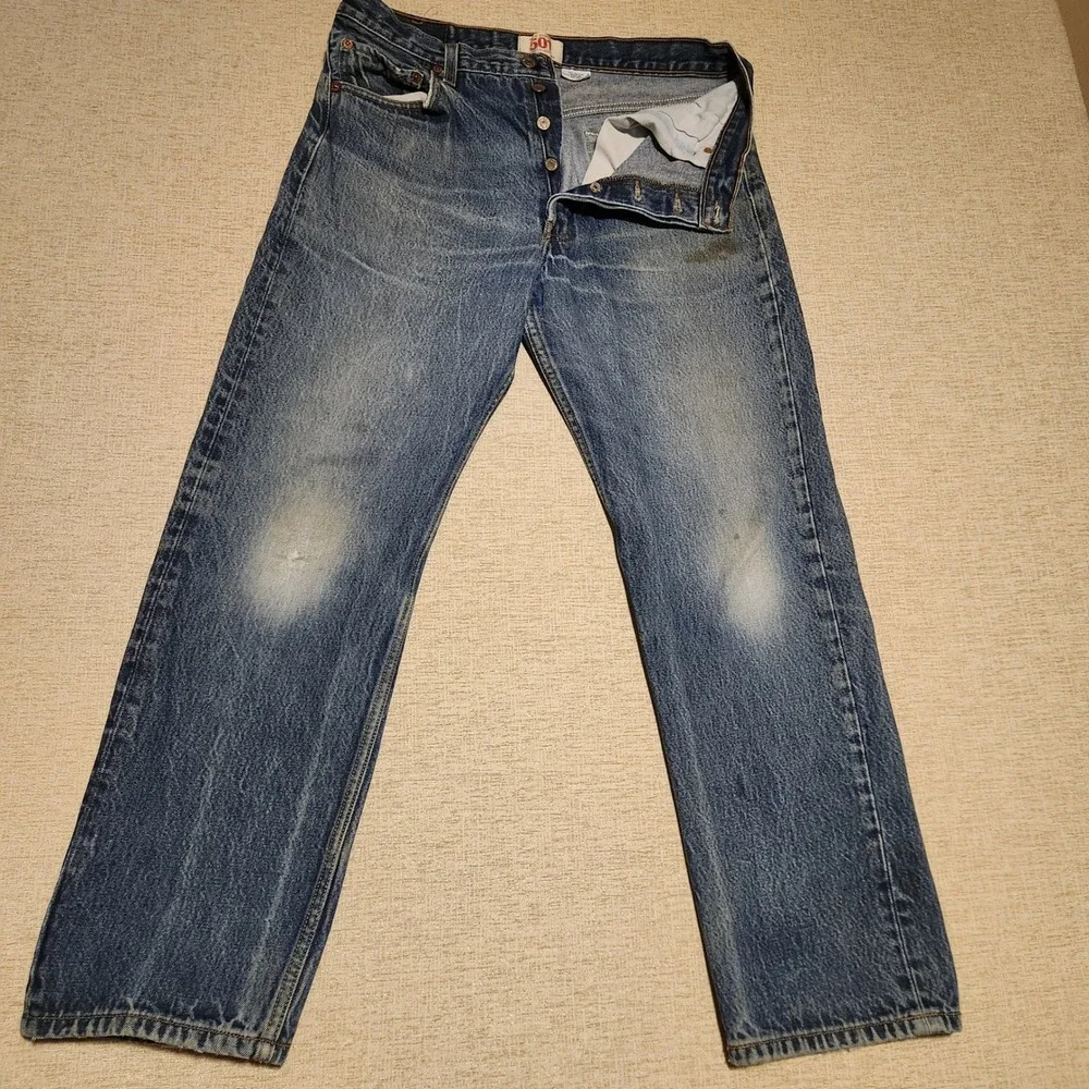 Levis 501 Original Jeans Mens 35x32 Blue Straight Leg Button Fly Faded Denim
